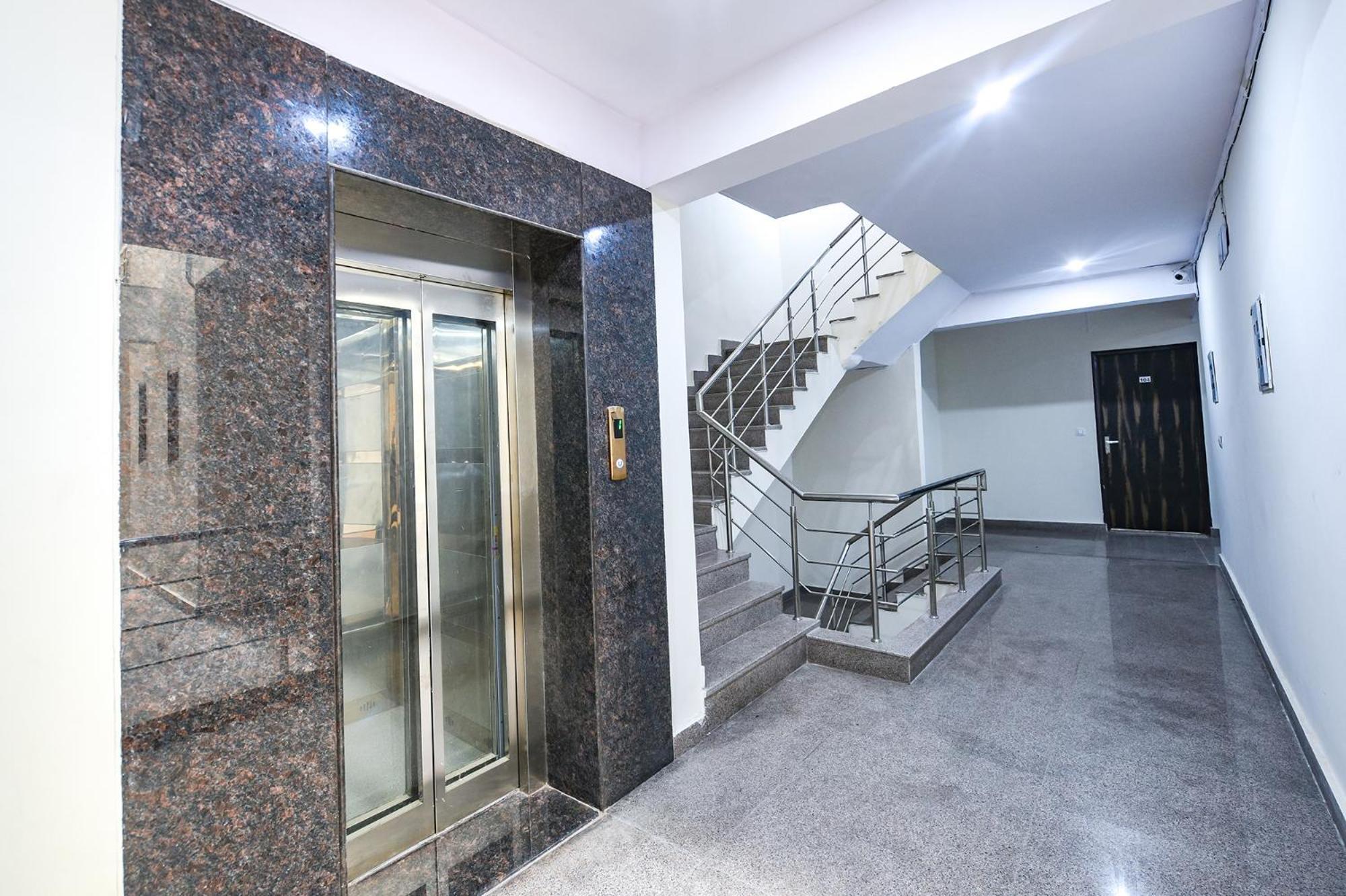 Fabhotel The Yashobhumi Near Yashobhoomi Convention Centre เดลี ภายนอก รูปภาพ