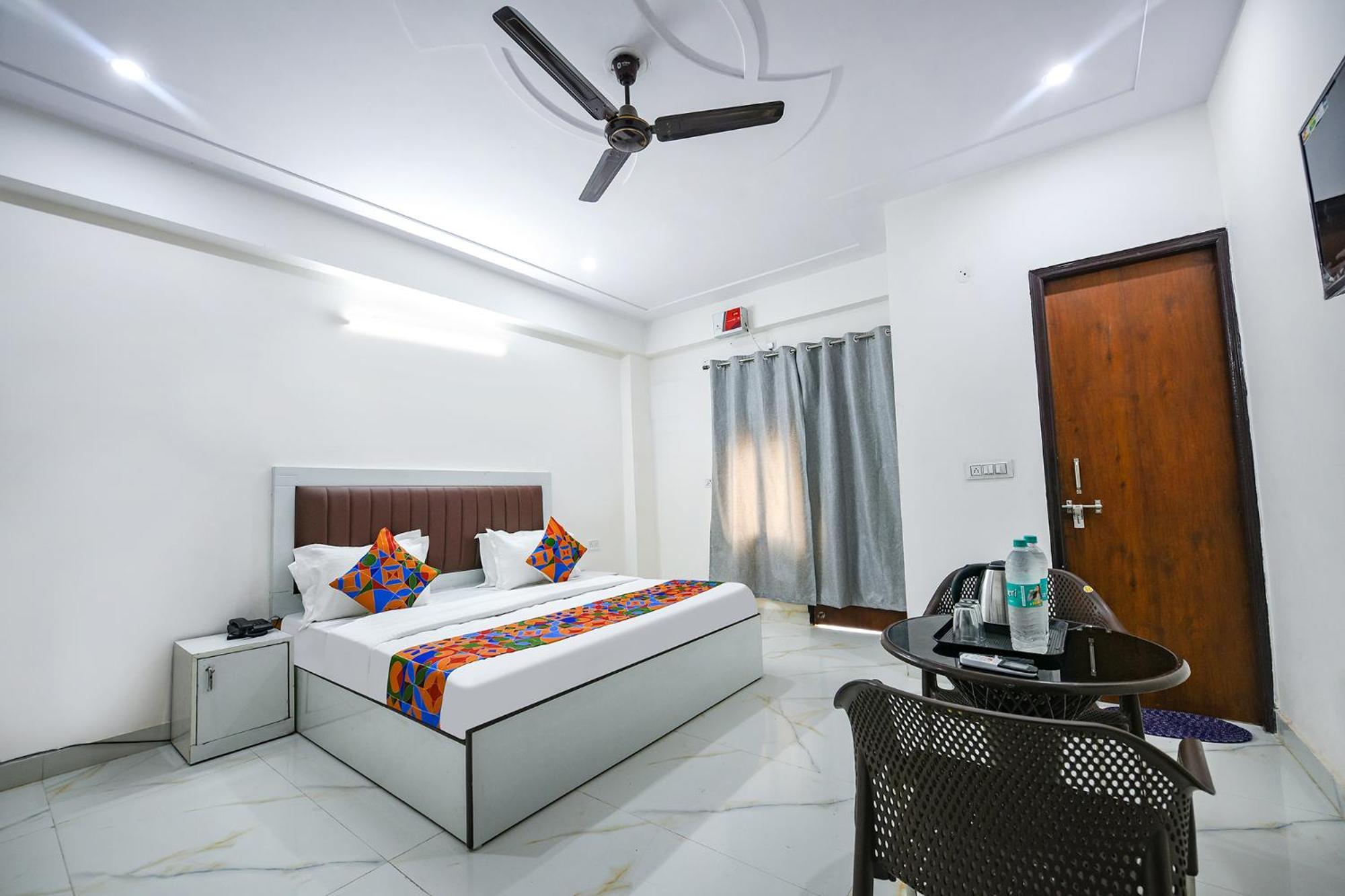 Fabhotel The Yashobhumi Near Yashobhoomi Convention Centre เดลี ภายนอก รูปภาพ